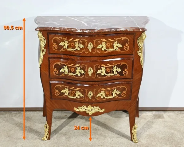 Petite Commode-Tombeau en Palissandre et Bois de Violette, style Transition Louis XIV Louis XV – Début XXe