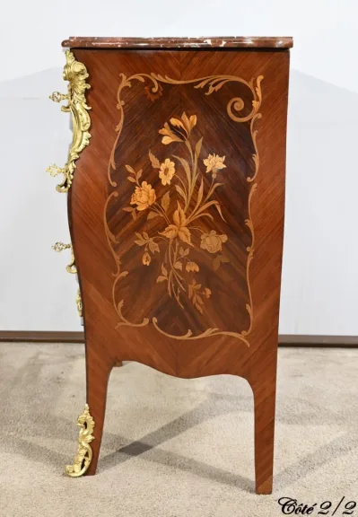 Petite Commode-Tombeau en Palissandre et Bois de Violette, style Transition Louis XIV Louis XV – Début XXe