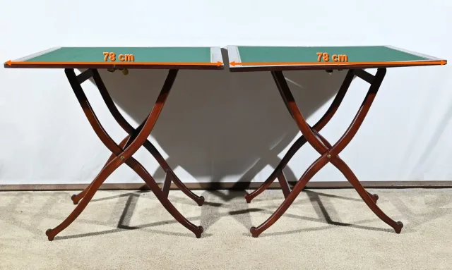 Paire de Tables de Jeux en Acajou, estampillées H.J. Linton – 1920