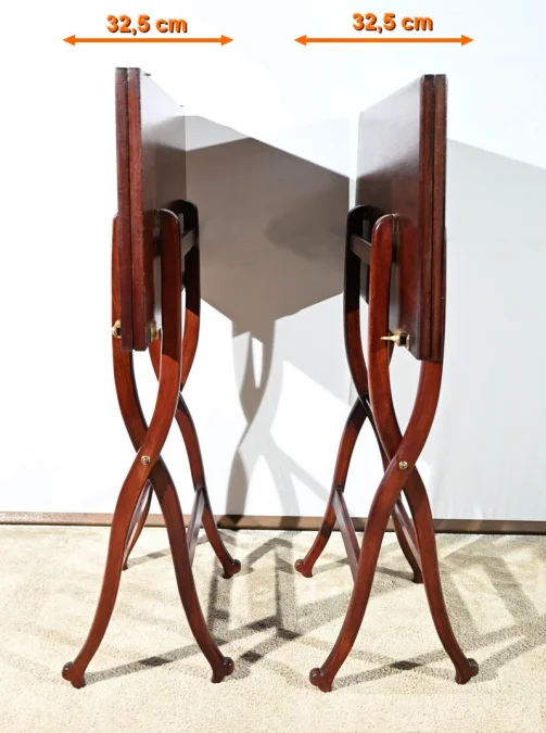 Paire de Tables de Jeux en Acajou, estampillées H.J. Linton – 1920