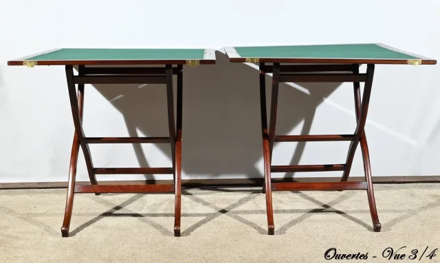 Paire de Tables de Jeux en Acajou, estampillées H.J. Linton – 1920