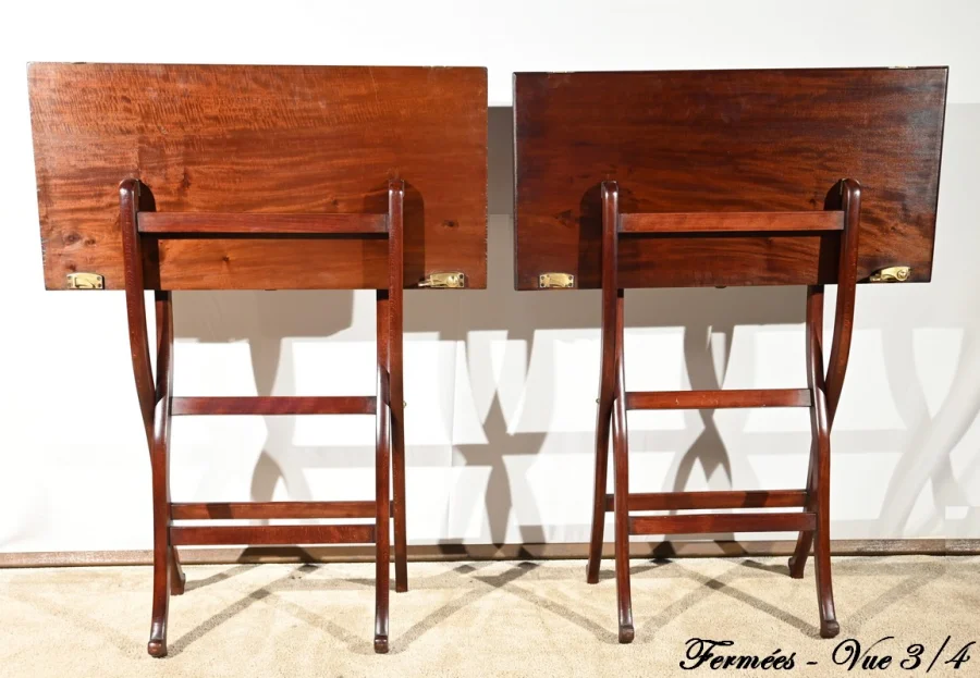 Paire de Tables de Jeux en Acajou, estampillées H.J. Linton – 1920
