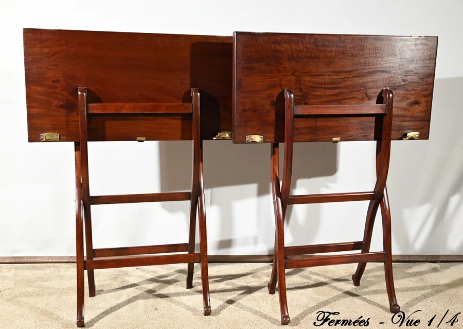 Paire de Tables de Jeux en Acajou, estampillées H.J. Linton – 1920