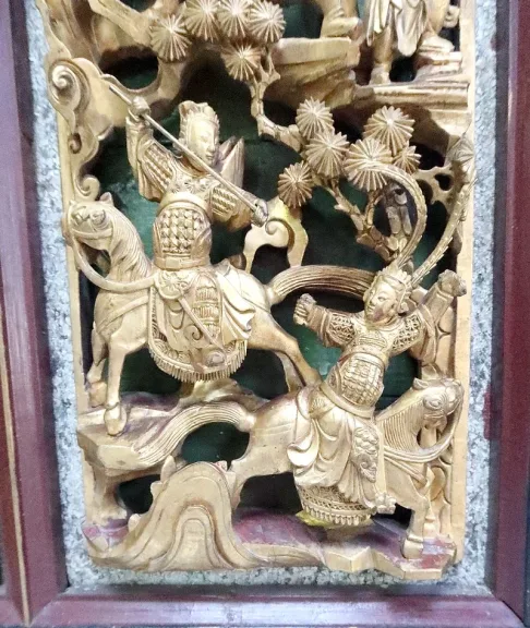 Grand Panneau Asiatique en Bois laqué, Chine – Fin XIXe