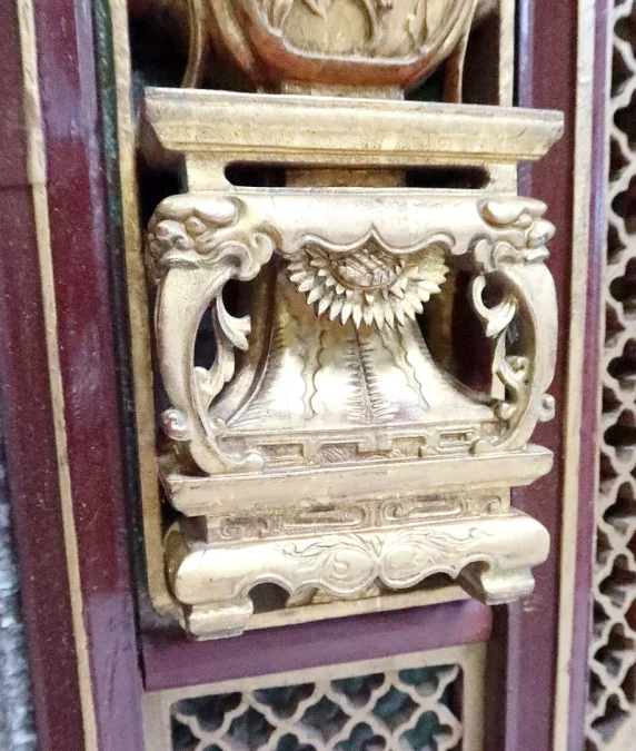 КИТАЙСКАЯ ПАНЕЛЬ