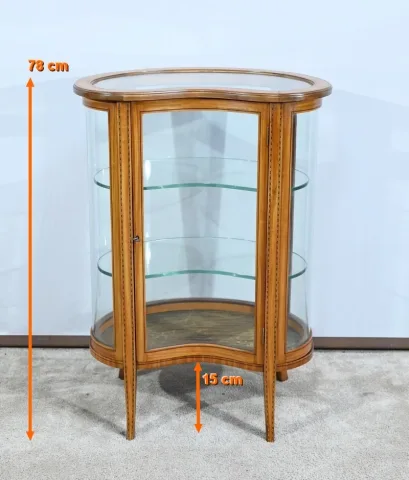 NIERVORMIGE DISPLAYKAST