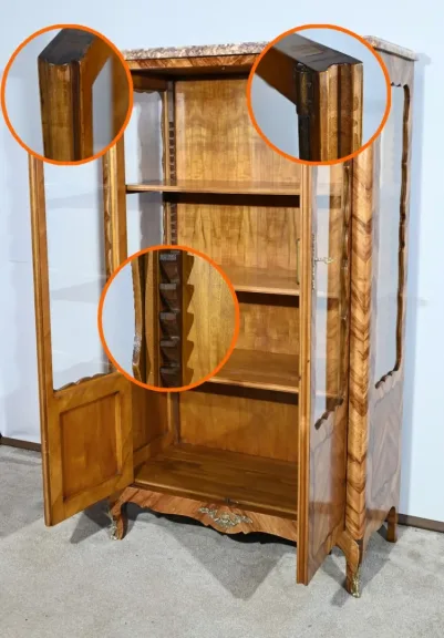 Petite Vitrine en Bois de Rose, style Louis XV – Début XXe