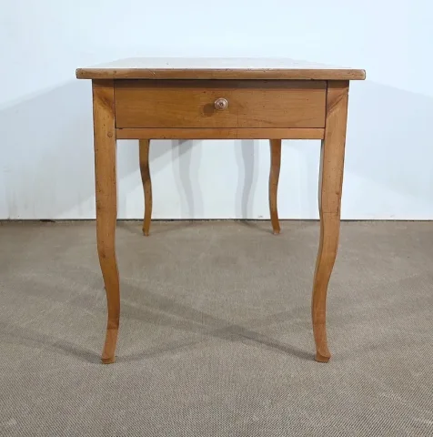 BOERDERIJTAFEL IN LOUIS XV-STIJL