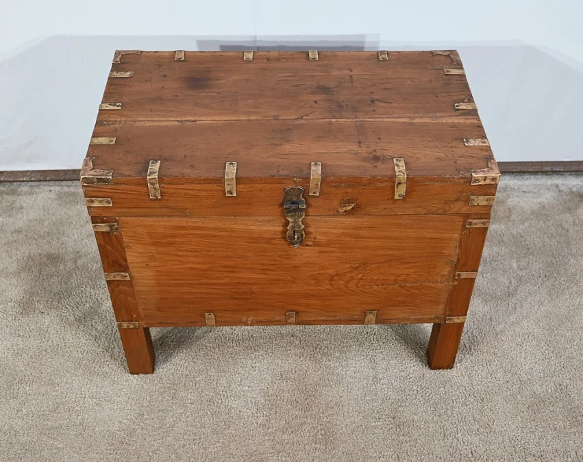 TEAK-TRUHE