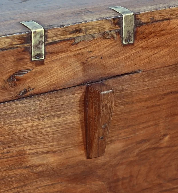 TEAK-TRUHE