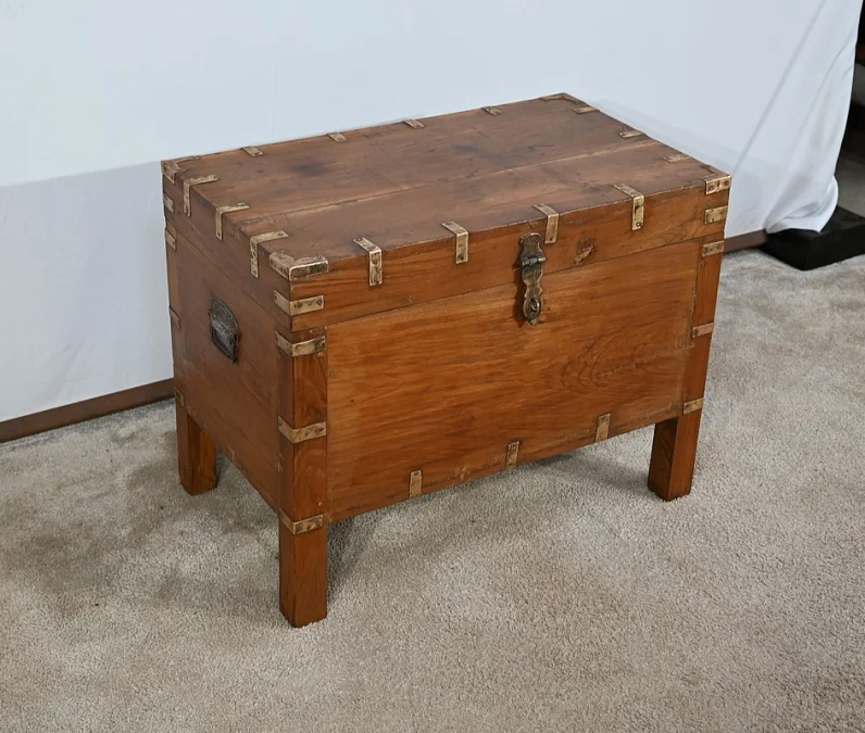 TEAK-TRUHE