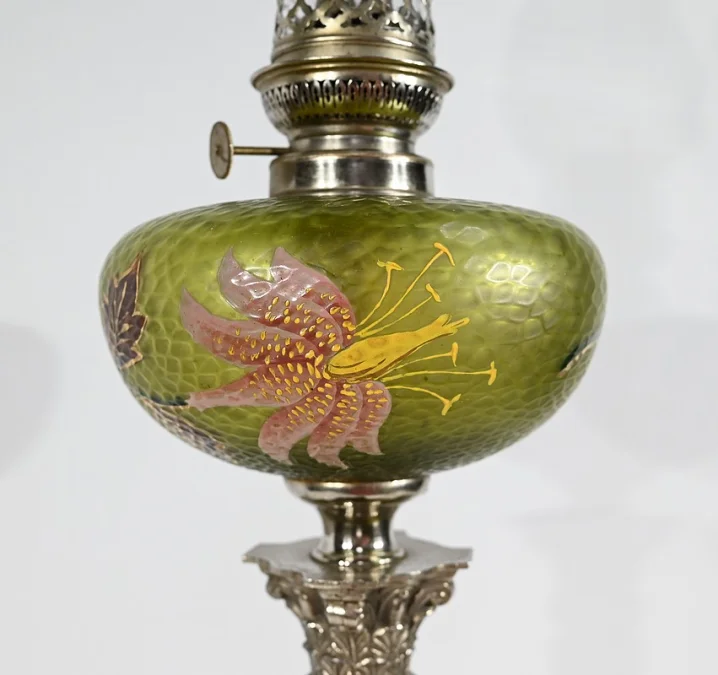 ART NOUVEAU PERIOD LAMP
