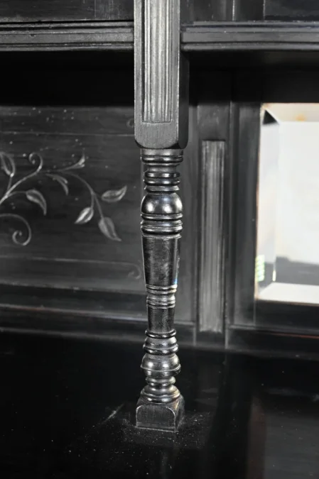 NAPOLEON III STYLE CABINET