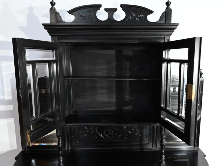 NAPOLEON III STYLE CABINET