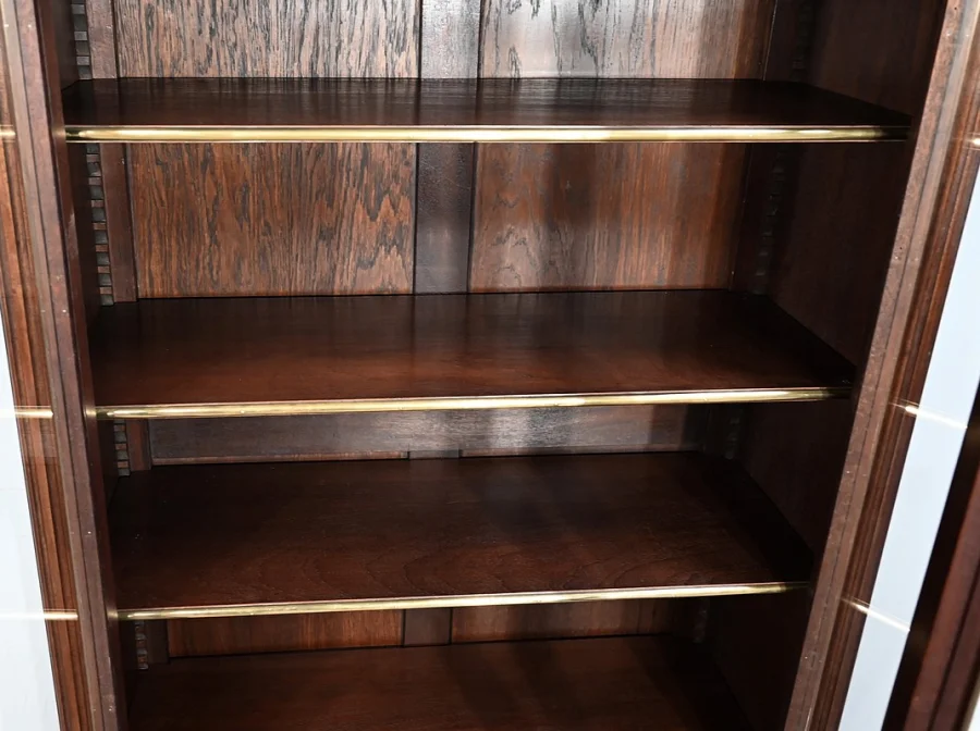 BOEKENKAST IN LOUIS XVI-STIJL