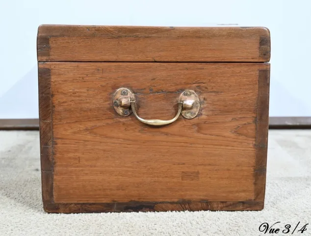 CASSETTA IN TEAK
