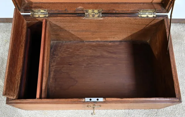 CASSETTA IN TEAK