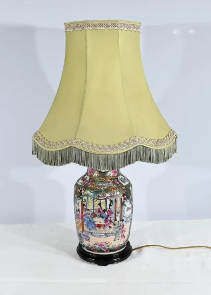 Lampe en Porcelaine de Canton, Chine – Fin XIXe