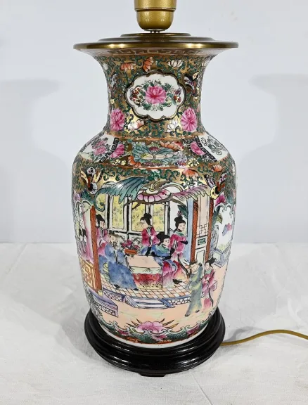 Lampe en Porcelaine de Canton, Chine – Fin XIXe