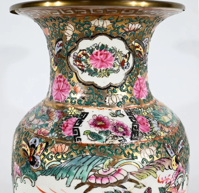 CHINESE LAMP
