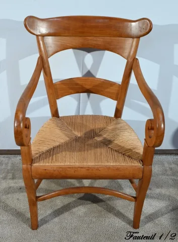 Paire de Fauteuils de Propriété en Merisier Massif, époque Restauration – 1ère Partie XIXe