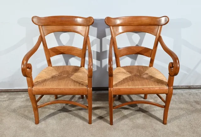 Paire de Fauteuils de Propriété en Merisier Massif, époque Restauration – 1ère Partie XIXe