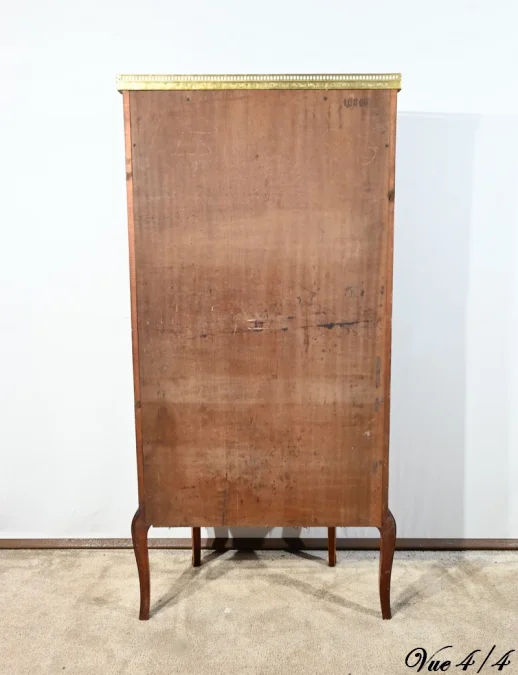 Petite Vitrine en Merisier Clair, Transition Louis XV / Louis XVI – Début XXe