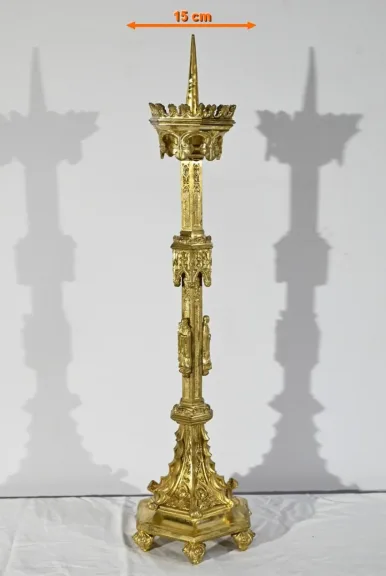 Kerzenständer aus vergoldeter Bronze