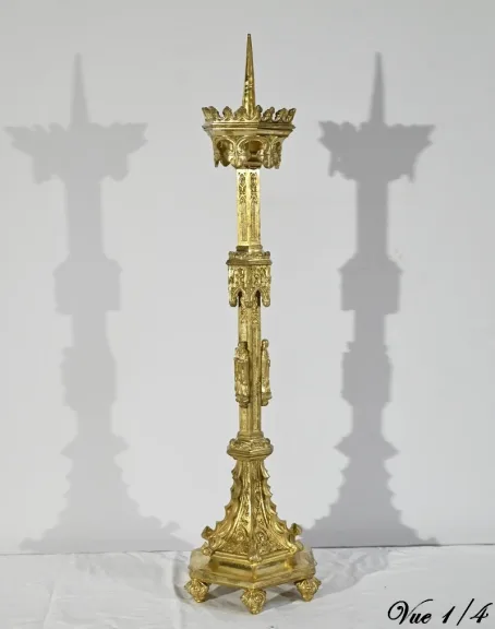 Kerzenständer aus vergoldeter Bronze