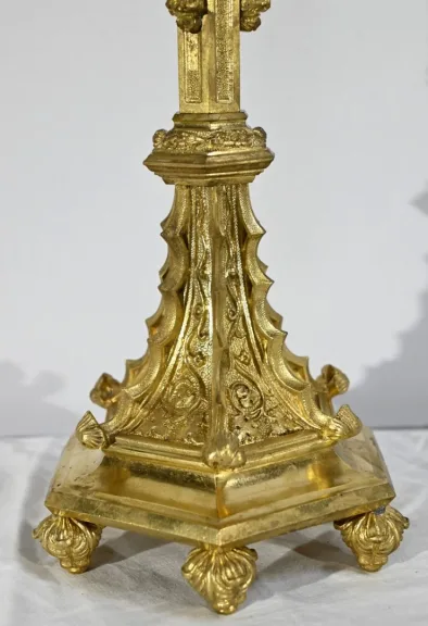 Kerzenständer aus vergoldeter Bronze