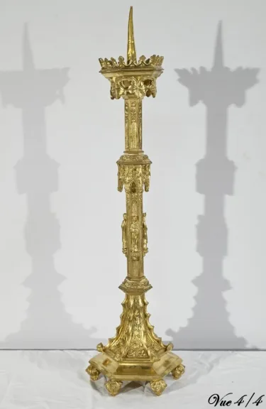 Kerzenständer aus vergoldeter Bronze