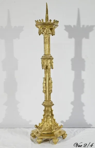 Kerzenständer aus vergoldeter Bronze