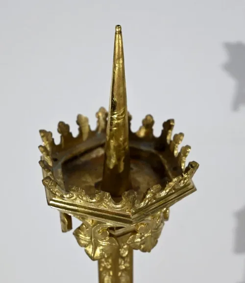 Kerzenständer aus vergoldeter Bronze