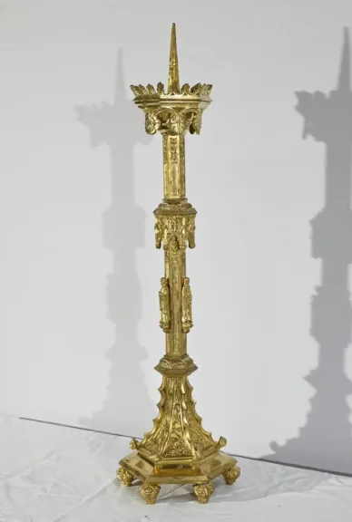 Kerzenständer aus vergoldeter Bronze