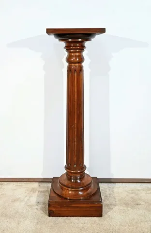 LOUIS XVI STYLE COLUMN