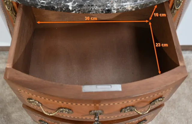 Petite Commode Demi-Lune en Bois de Rose, style Transition Louis XV/Louis XVI – 1ère Partie XXe
