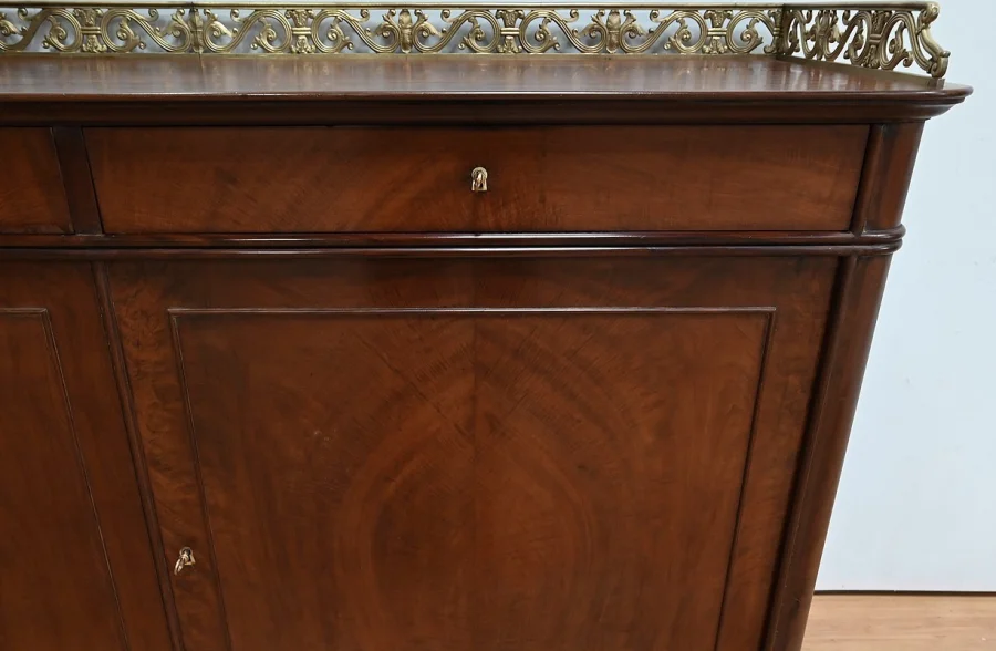 FRENCH RESTAURATION PERIOD BUFFET
