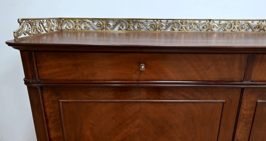 FRENCH RESTAURATION PERIOD BUFFET