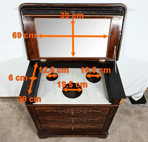 PARISIAN CHEST OF DRAWERS