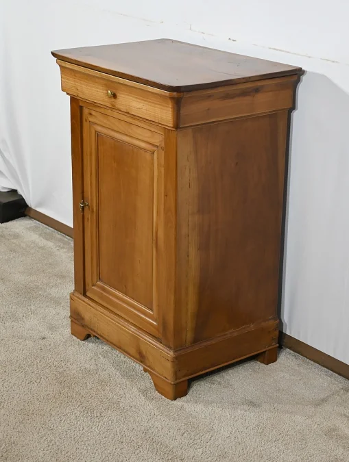 FRENCH RESTAURATION PERIOD CUPBOARD