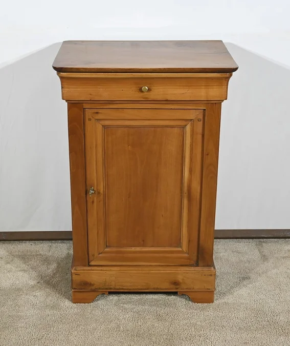 FRENCH RESTAURATION PERIOD CUPBOARD