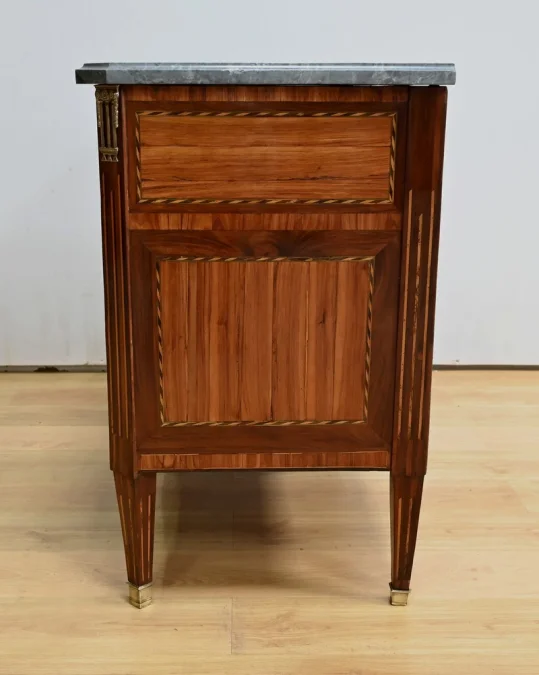 Sekretärtruhe aus der Zeit von Louis XVI