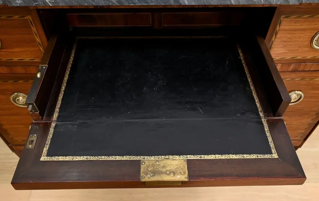 ルイ16世時代の秘書室チェスト