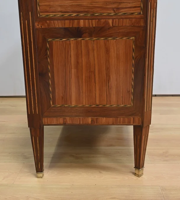 Sekretärtruhe aus der Zeit von Louis XVI