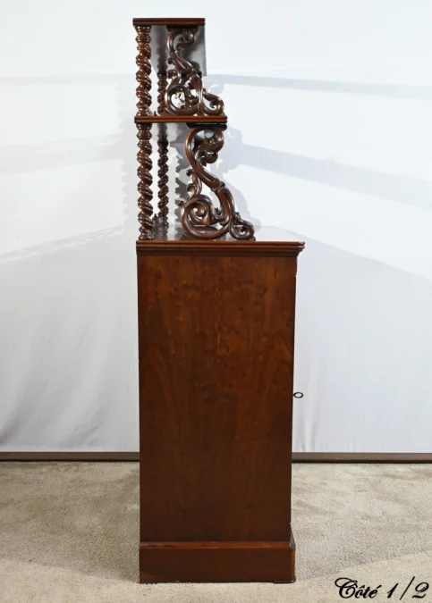 RESTAURATION PERIOD SIDETABLE