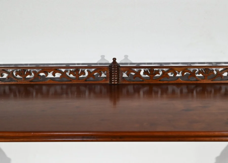 RESTAURATION PERIOD SIDETABLE