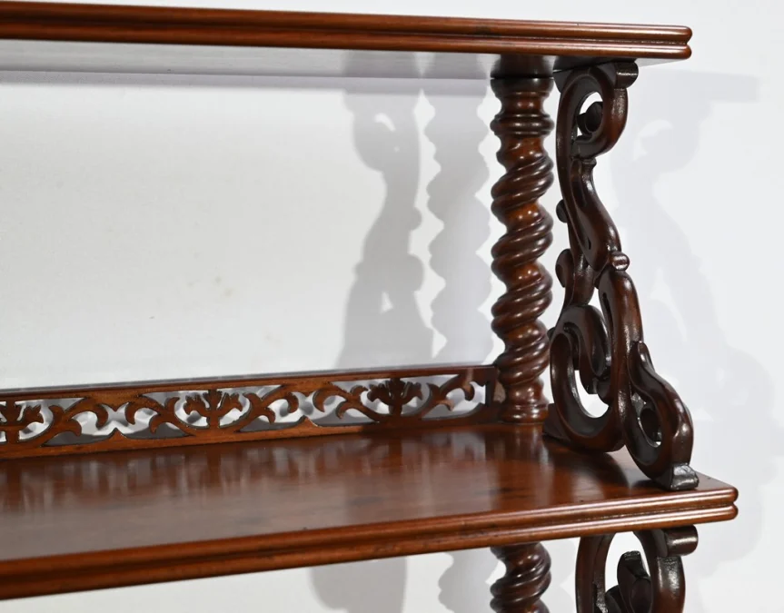 RESTAURATION PERIOD SIDETABLE