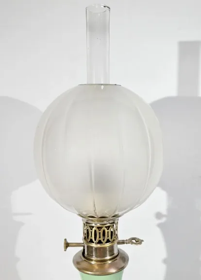 Lampe à Pétrole en Céramique – Fin XIXe