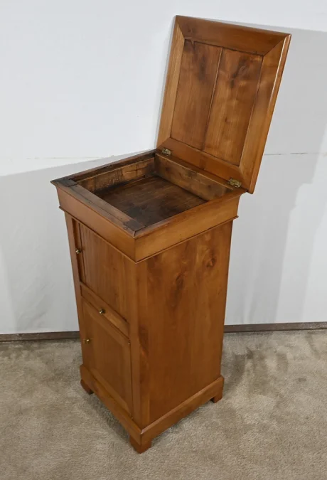 FRENCH RESTAURATION PERIOD CUPBOARD