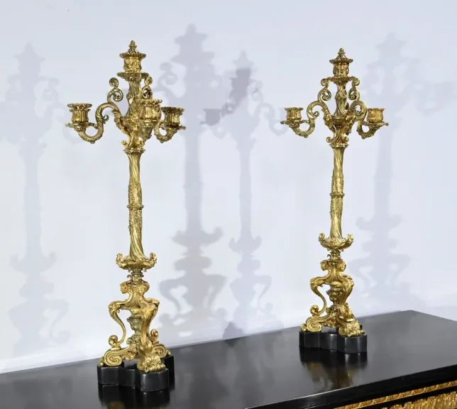 Paire de Candélabres en Bronze Doré, époque Restauration – Début XIXe